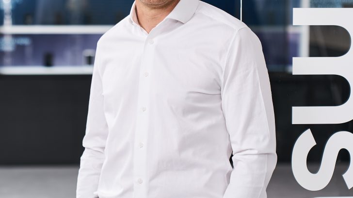 Mike_Henkelmann_Samsung.jpg
