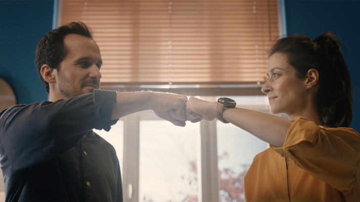 Fist_Bump_HA_Unschlagbar_2.png