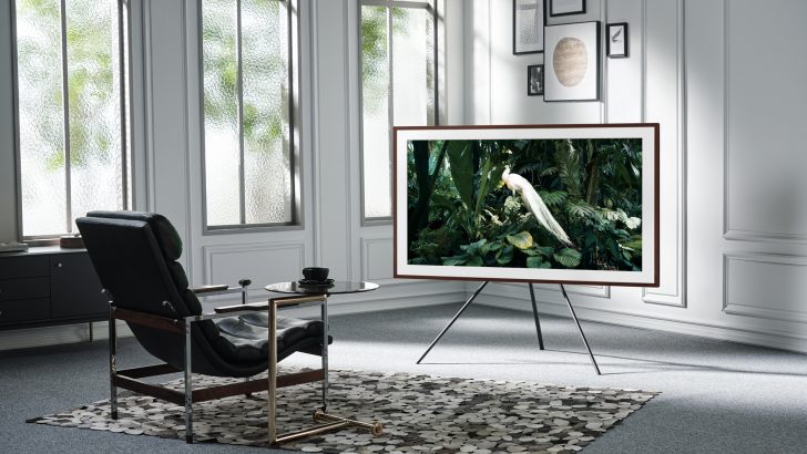 AI_094202_The_Frame_Lifestyle_P02_White_room_B.jpg