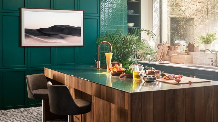 AI_094214_The_Frame_Lifestyle_P04_Kitchen_D.jpg