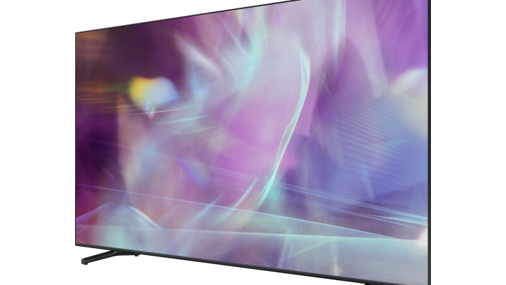 HQ60A_EU_002_R-Perspective_Black.png