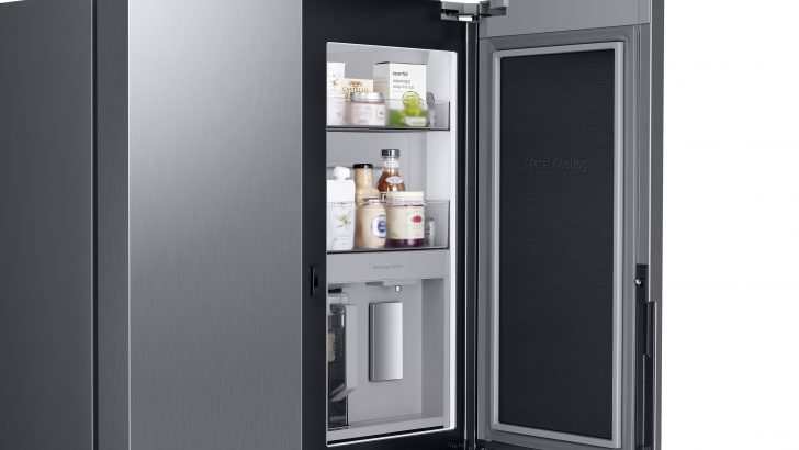 RH69B8940S9-EF_011_Detail-FSR-Door-With-Food_Silver.jpg
