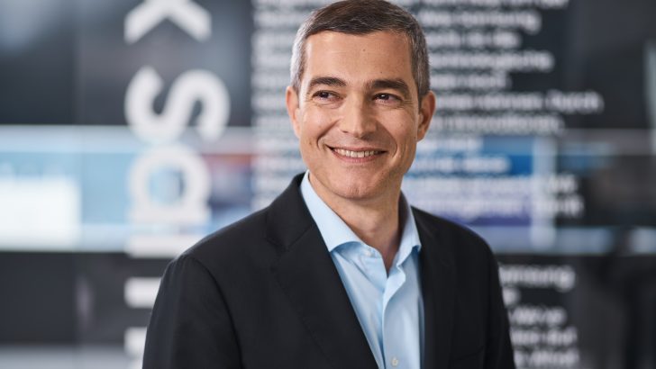Samsung_Tuncay_Sandikci.jpg