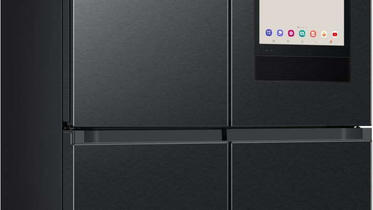 Samsung_Family-Hub_RF65DG9H0EB1EU_002_L-Perspective_Black-HQ.jpg