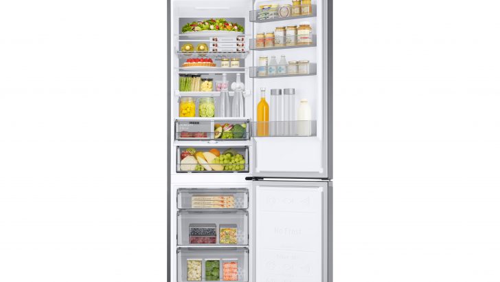RB38C7AGWS9-EF_005_Front-Open-with-food_Silver.jpg