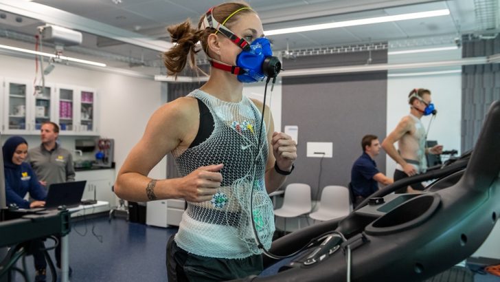 Samsung-Mobile-Galaxy-Watch-University-of-Michigan-fitness-tracking_main1.jpg