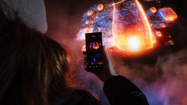 Hologram-OOH-for-Galaxy-Unpacked-2025_04-1.jpg