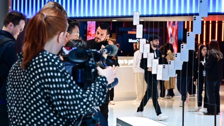 Samsung-Mobile-MWC-2025-Galaxy-S25-Edge-Project-Moohan-Galaxy-A-series_main3.jpg
