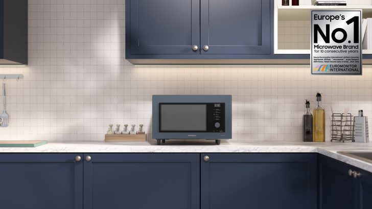Bespoke-Microwave-sold-in-Europe-Navy-e1750949219610.jpg