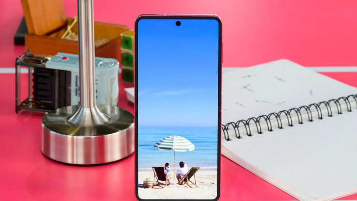 Samsung-Mobile-Galaxy-Unpacked-July-2025-Galaxy-Z-Flip7-First-Look_main3.jpg