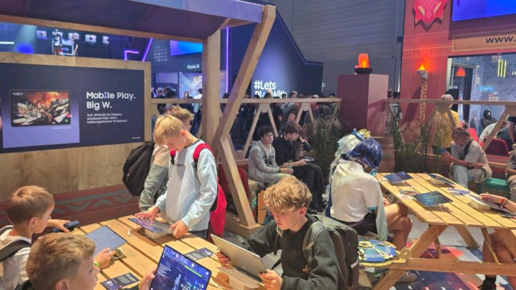 Samsung-Mobile-The-World-of-PlayGalaxy-PlayGalaxy-Cup-Gamescom-2025_main8FF.jpg