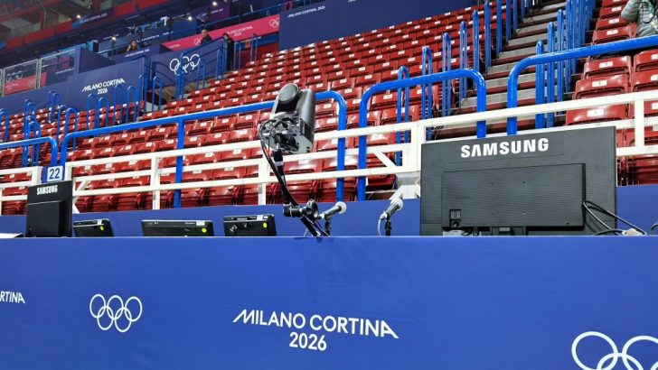 Samsung-TVs-and-Displays-Samsung-Real-Time-Officiating-and-Broadcast-at-Olympic-Winter-Games-Milano-Cortina-2026_Main2.jpg
