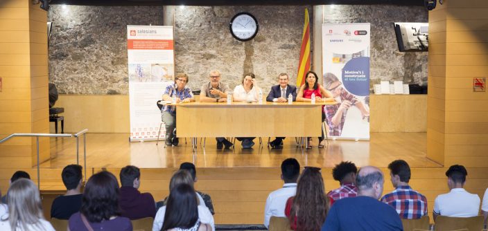 Entrega-Diplomas-Salesians-Samsung-5.jpg
