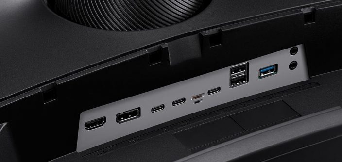 b_C49J890_011_Detail3_Black.jpg