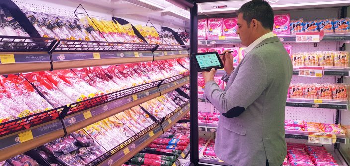20190315-FOTO-Comercial-de-ELPOZO-con-la-tablet-Samsung.jpg