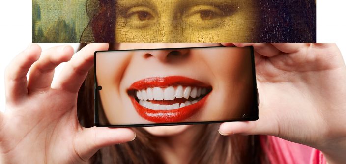 HEY-REILLY_Enigmatic-Smile.jpg