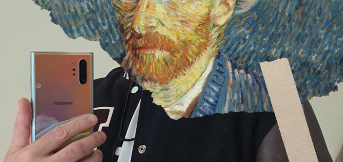 HEY-REILLY_Selfie-Portrait-STATIC.jpg