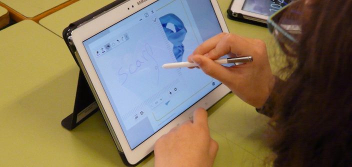 Samsung_IPSOS_Educación-1-e1592473465917.jpg