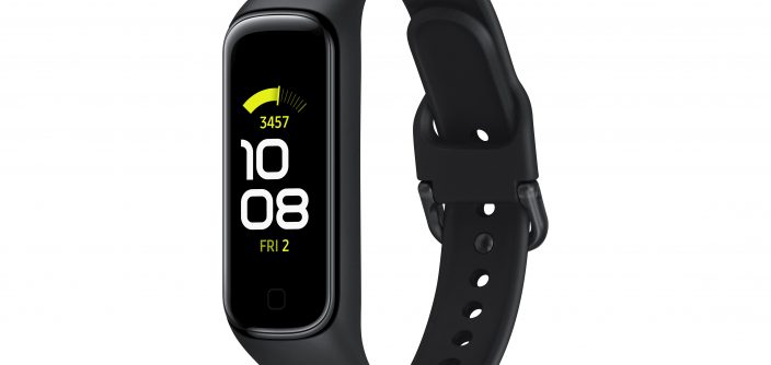03_Galaxy_Fit2_Black_r_side.jpg