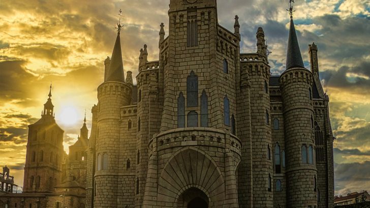 RinconOculto_Jose-Palacio-episcopal-Astorga.jpg