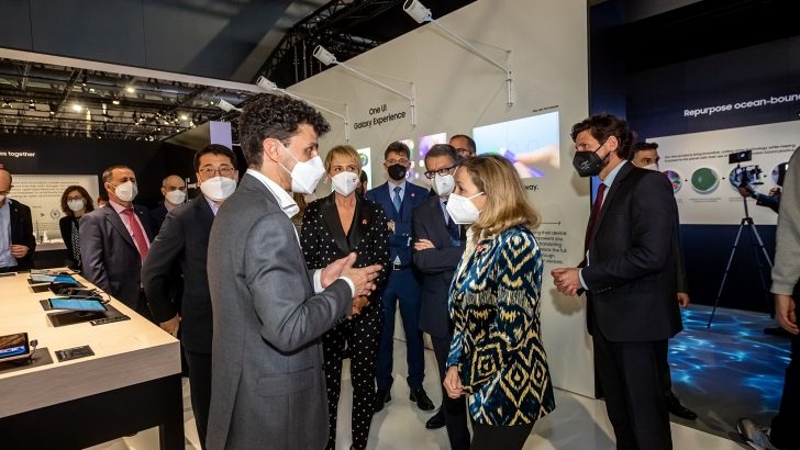 MWC-Visita-Nadia-Calviño-4.jpg