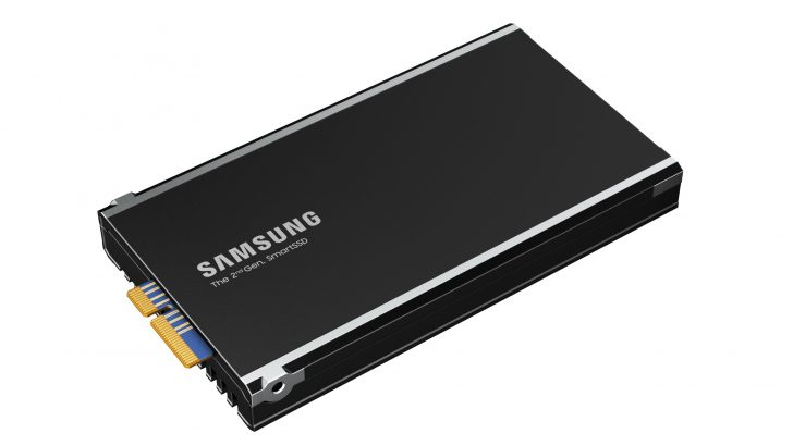 Samsung-2nd-Gen-SmartSSD_dl3.jpg