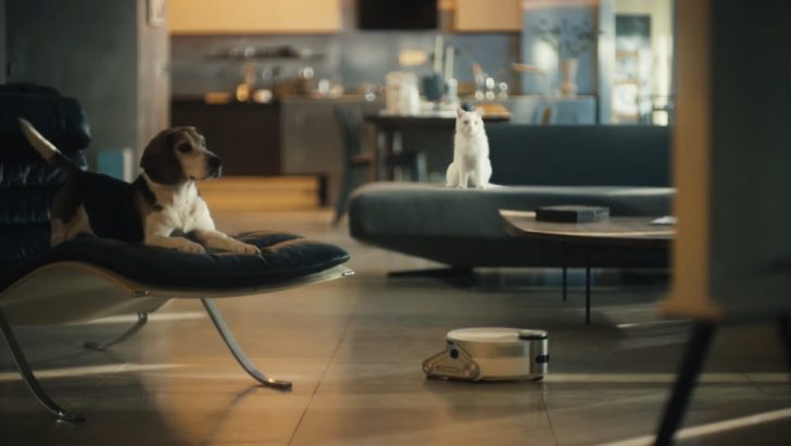 Jet-Bot-AI-SmartThings-Pet_main4.jpg
