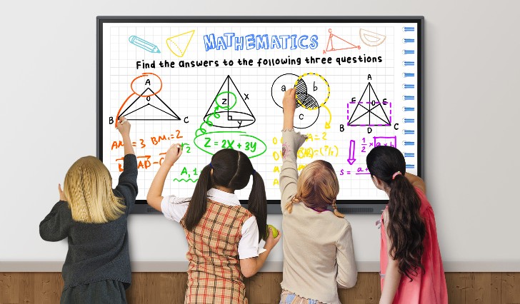 Samsung presenta en Bett 2023 su Interactive Display, una pantalla interactiva con funciones mejoradas para el sector educativo