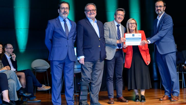 FOTOGRAFÍA-BECA-SEOM-ENTREGA-TOÑY.jpg