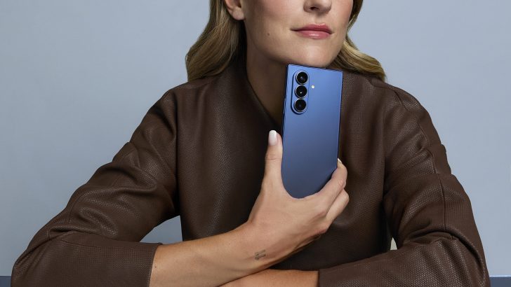 Samsung_Alexia_Junio25_20407-copia-1-e1752069964209.jpg