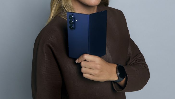 Samsung_Alexia_Junio25_20552-copia-1-e1752069806617.jpg