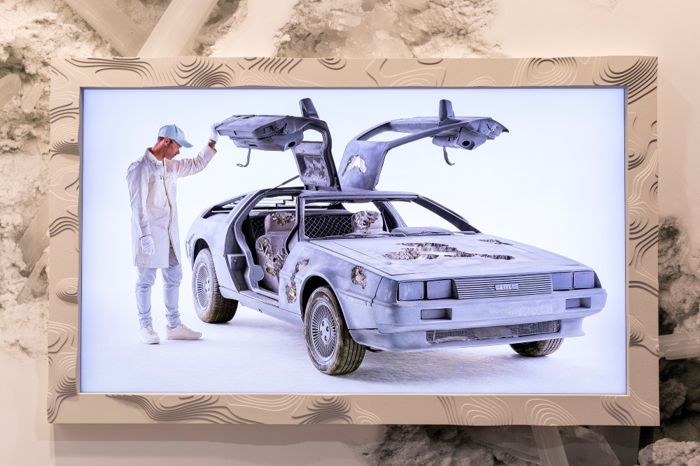 Le cadre imaginé par Daniel Arsham pour The Frame Pro.