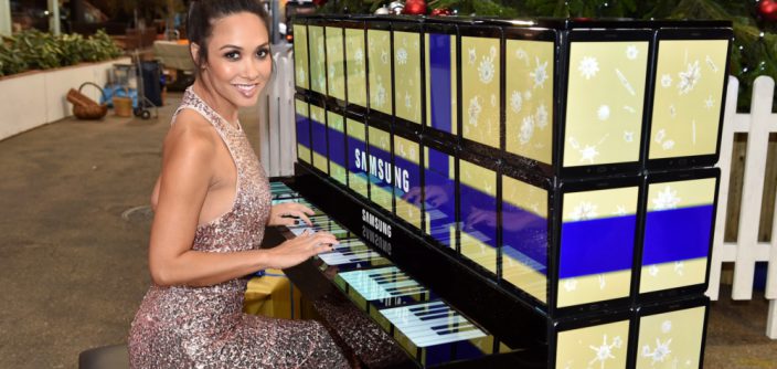 Photo-Myleene-Klass-Samsung-Spread-Festive-Cheer-with-the-Launch-of-World’S-First-Tablet-Piano-2.jpg