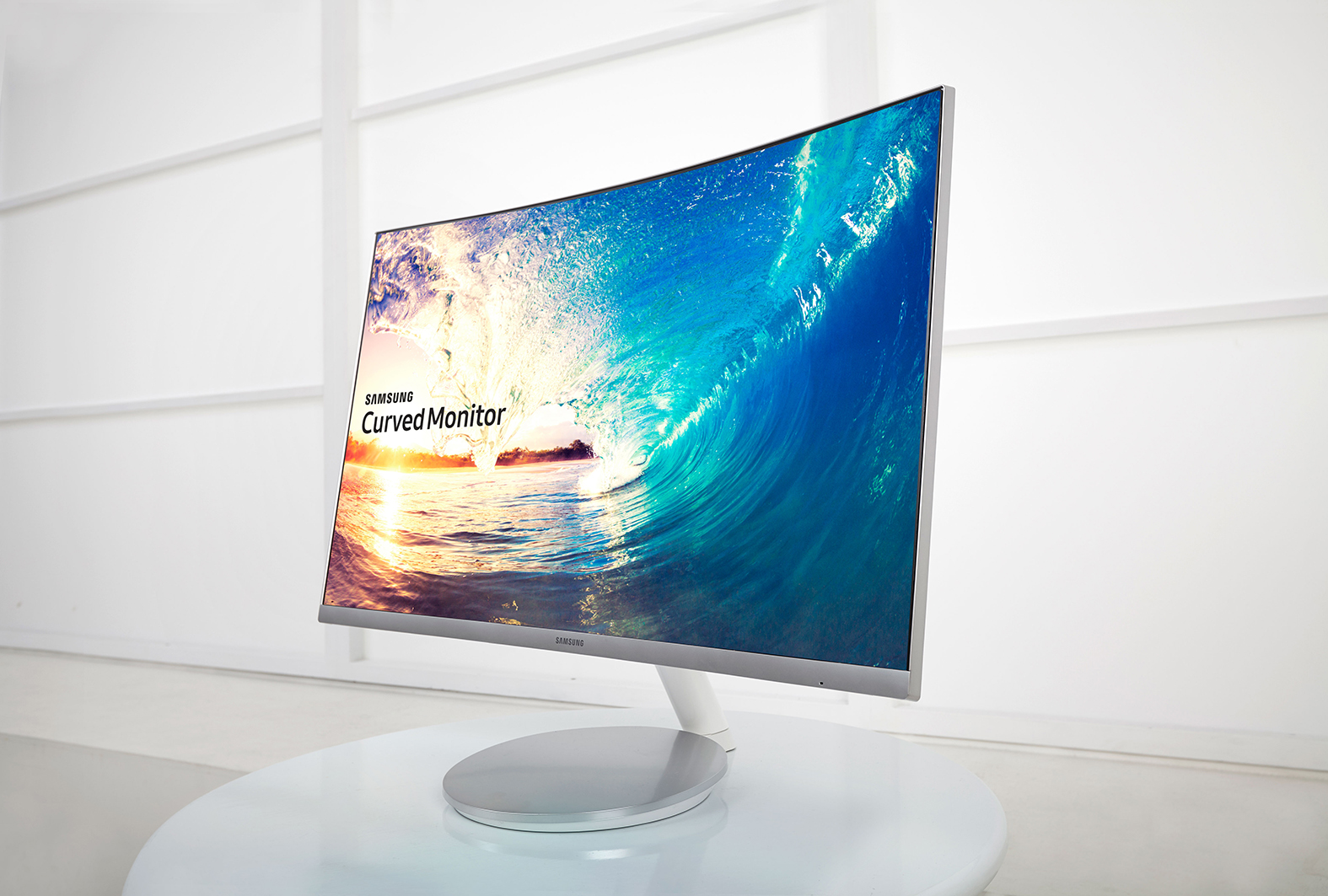CF591-Curved-Monitor-2.jpg