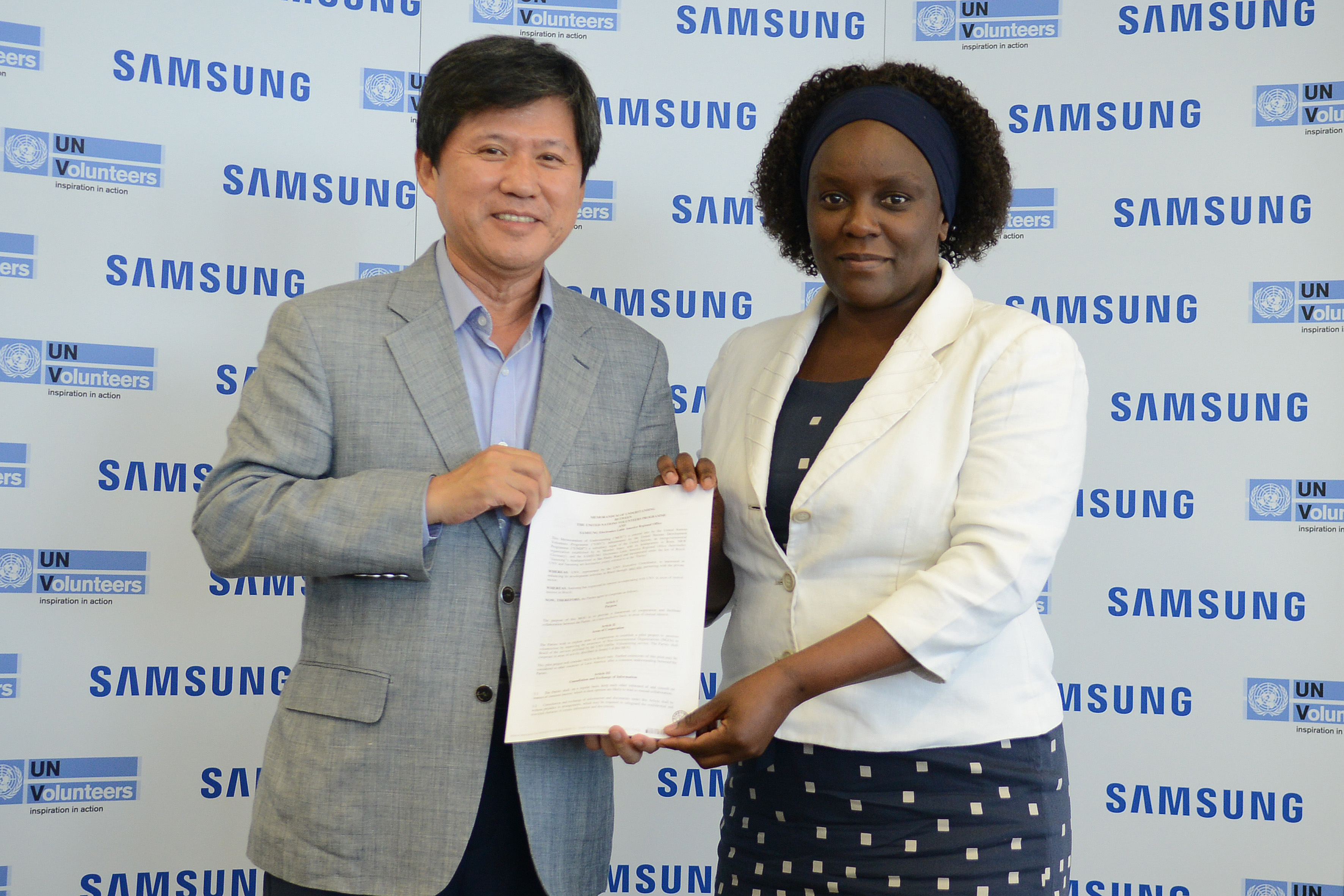 04-United-Nations-Volunteer.jpg