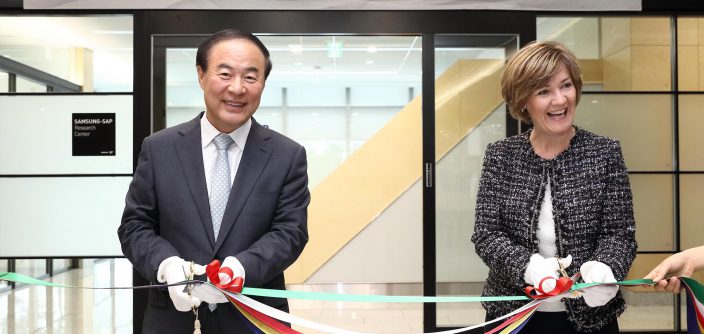 Samsung-SAP-Research-Center-Grand-Opening_02.jpg
