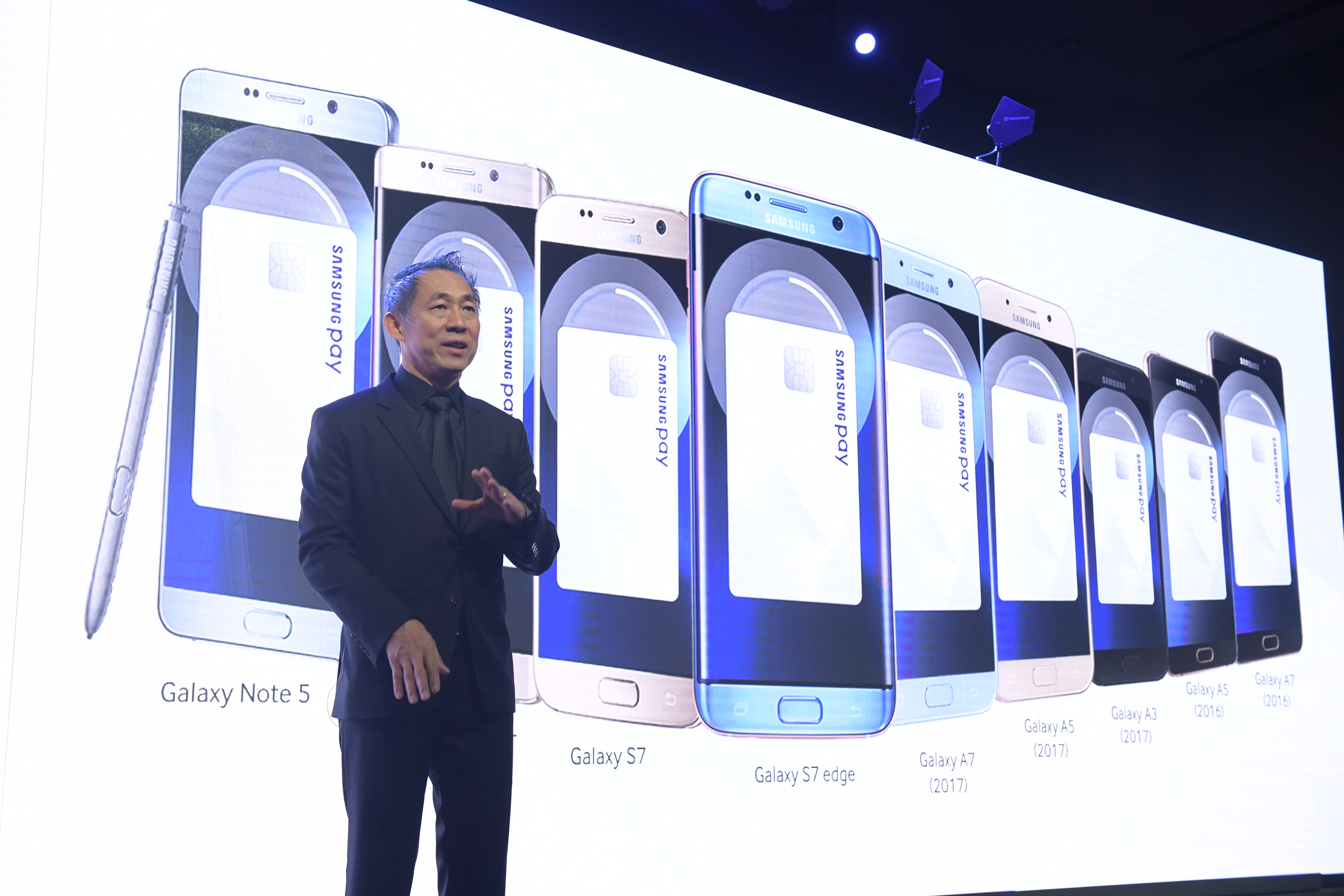 VP-Wichai_Samsung-Pay-Launch_03.jpg