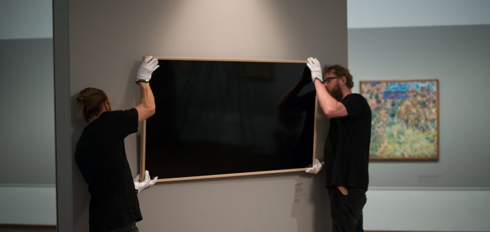 Samsung_TheFrame_at_Albertina-1.jpg