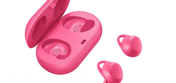 15-Gear-IconX_Pink_w.Case_.jpg