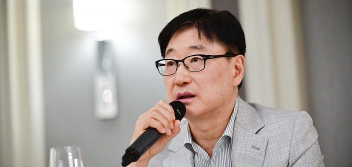 Samsung-CEO-BK-Yoon.jpg
