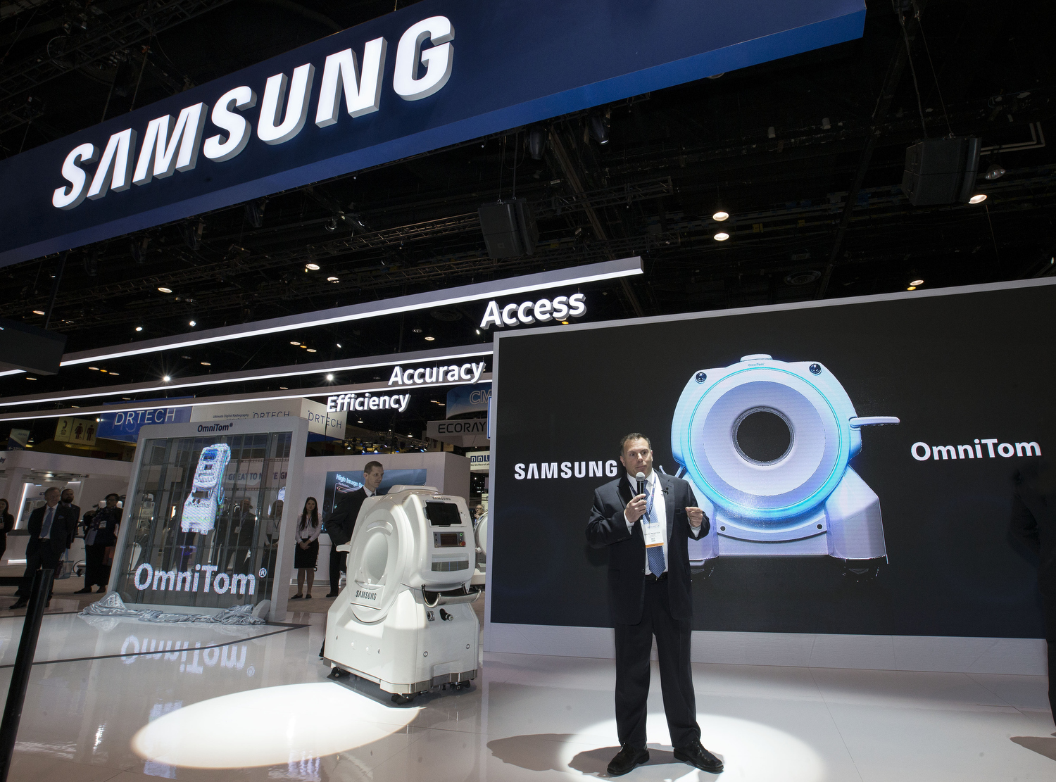 Photo3_Samsung_RSNA.jpg