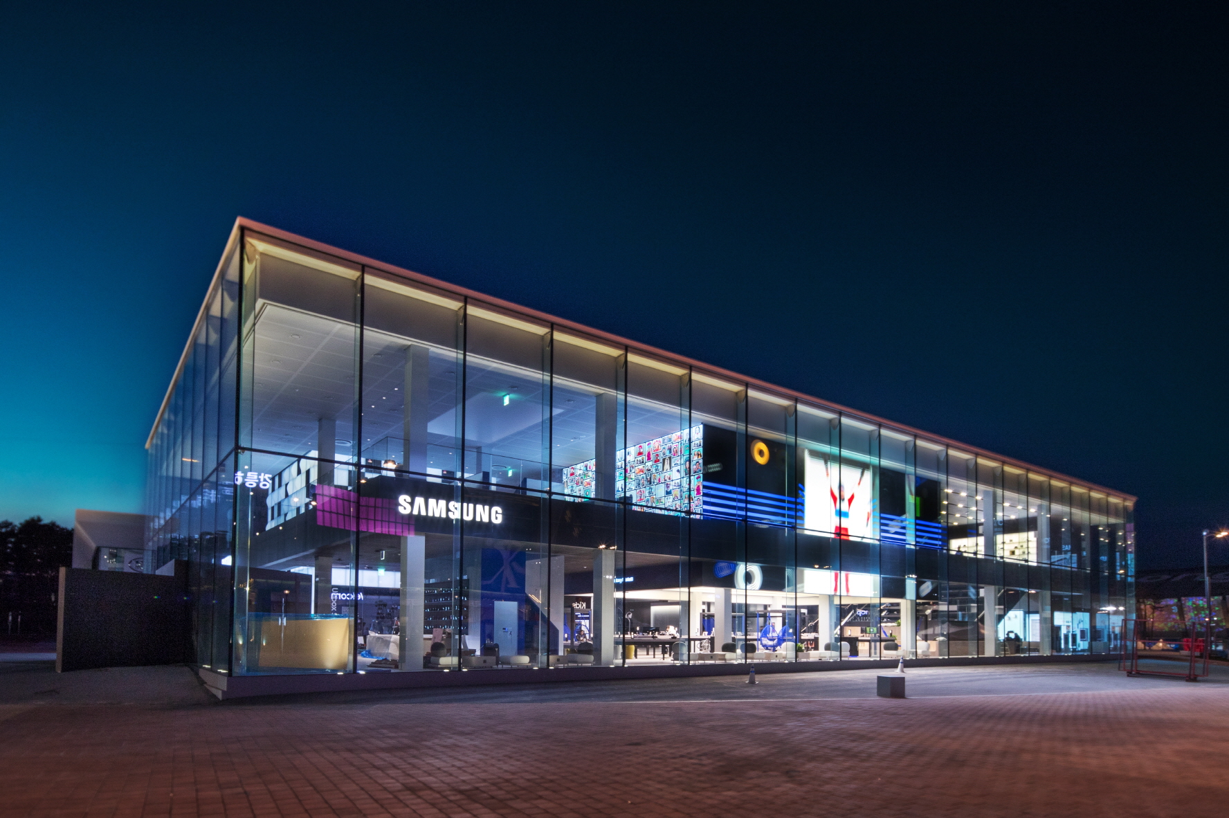 Samsung-Olympic-Showcase_3.jpg