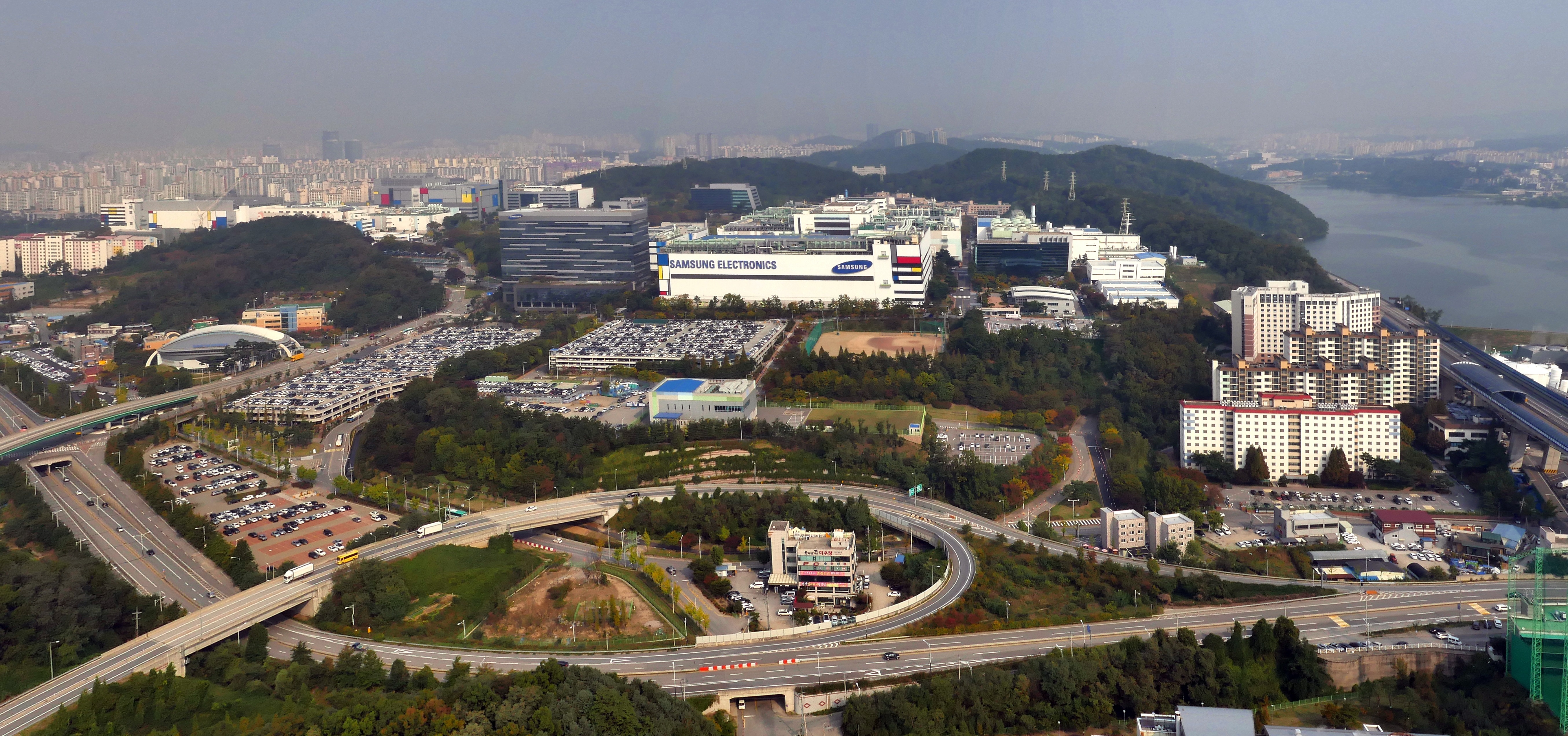 Giheung-Campus.jpg