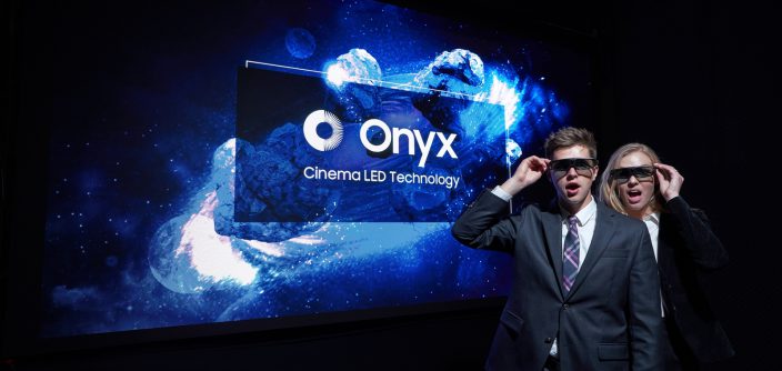 Samsung-Cinema-LED-Onyx-5.jpg