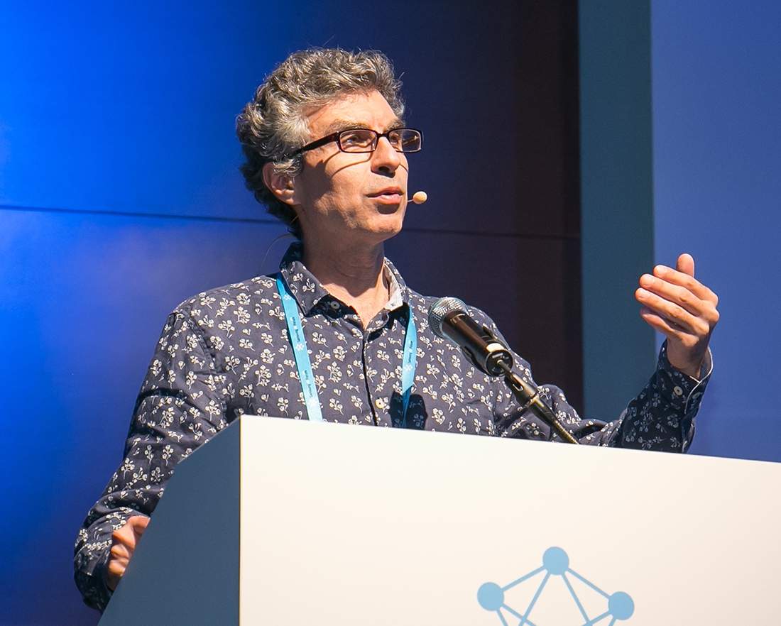 Samsung-AI-Forum-2018Yoshua-Bengio.jpg