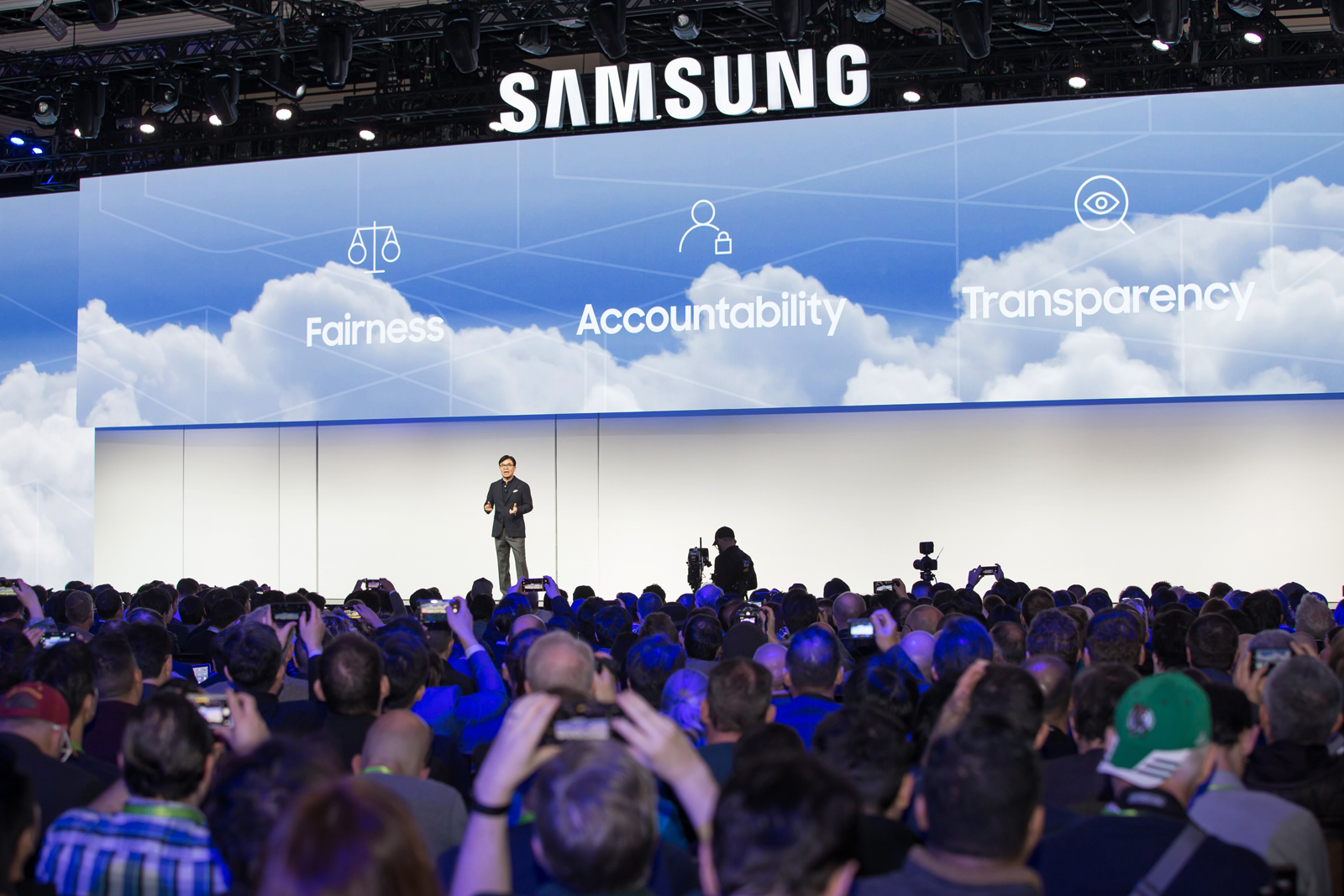 CES2019-Samsung-Press-Conference_HS-Kim_President-and-CEO-of-Consumer-Electronics-Division-Samsung-Electronics.jpg