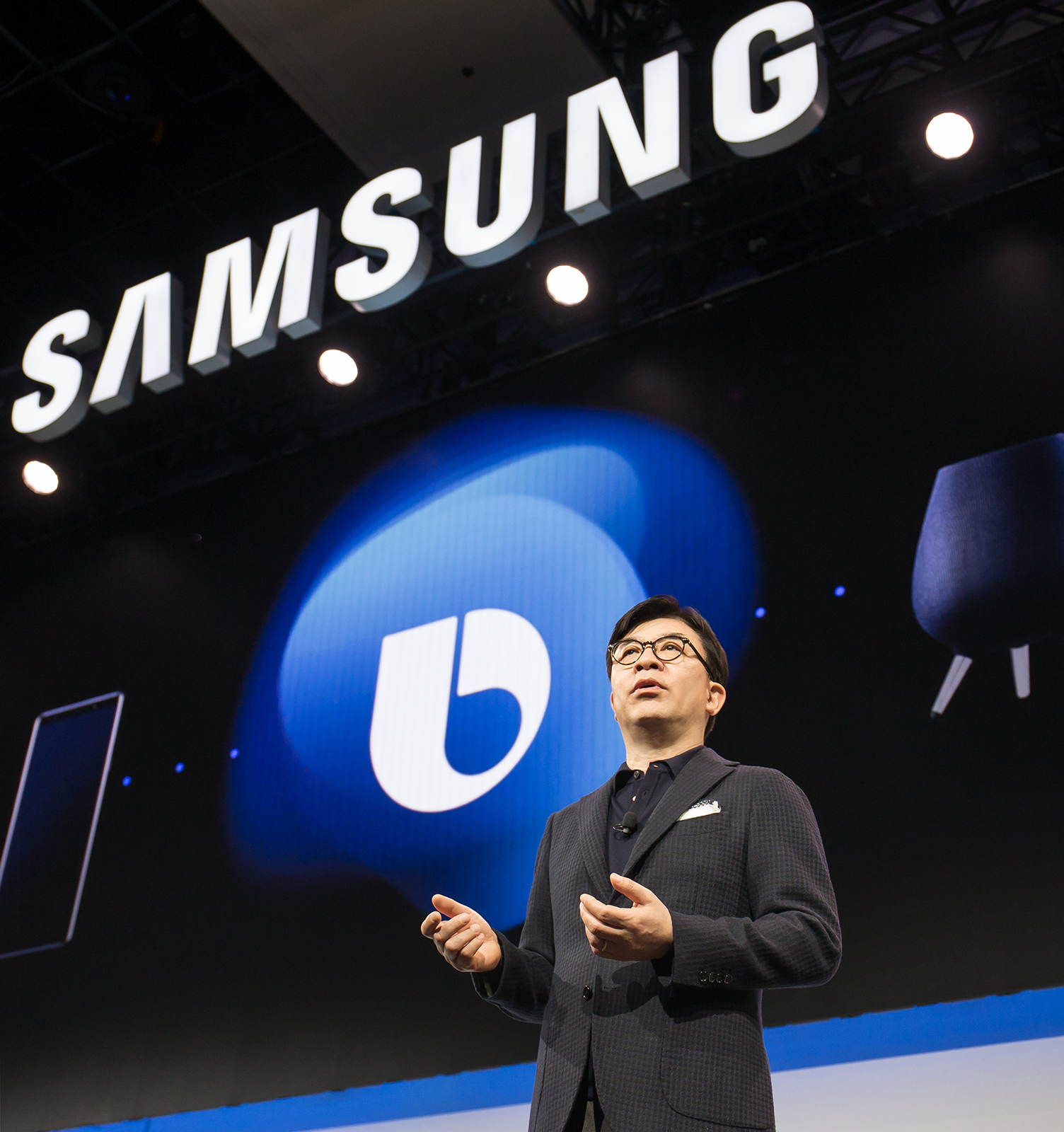 HS-Kim-President-and-CEO-of-Consumer-Electronics-Division-Samsung-Electronics-at-CES-2019-Samsung-Press-Conference-4.jpg