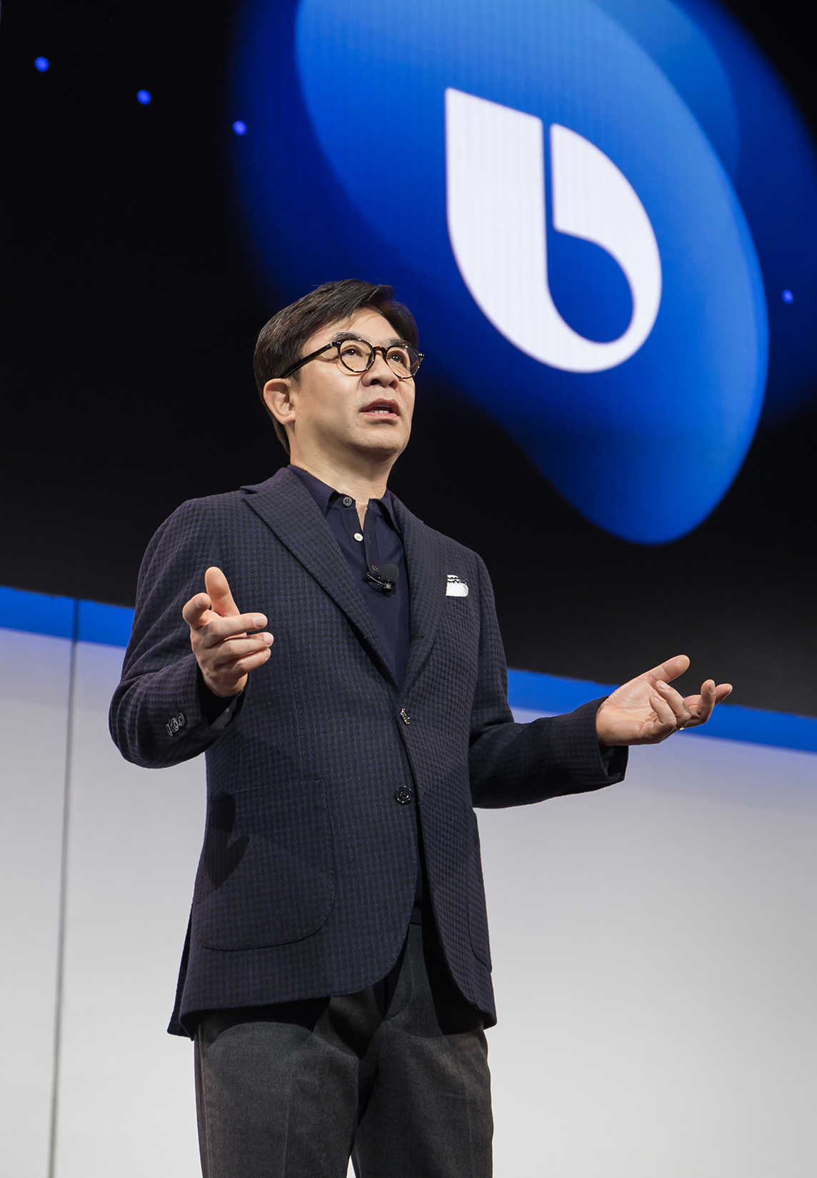 HS-Kim-President-and-CEO-of-Consumer-Electronics-Division-Samsung-Electronics-at-CES-2019-Samsung-Press-Conference-5.jpg