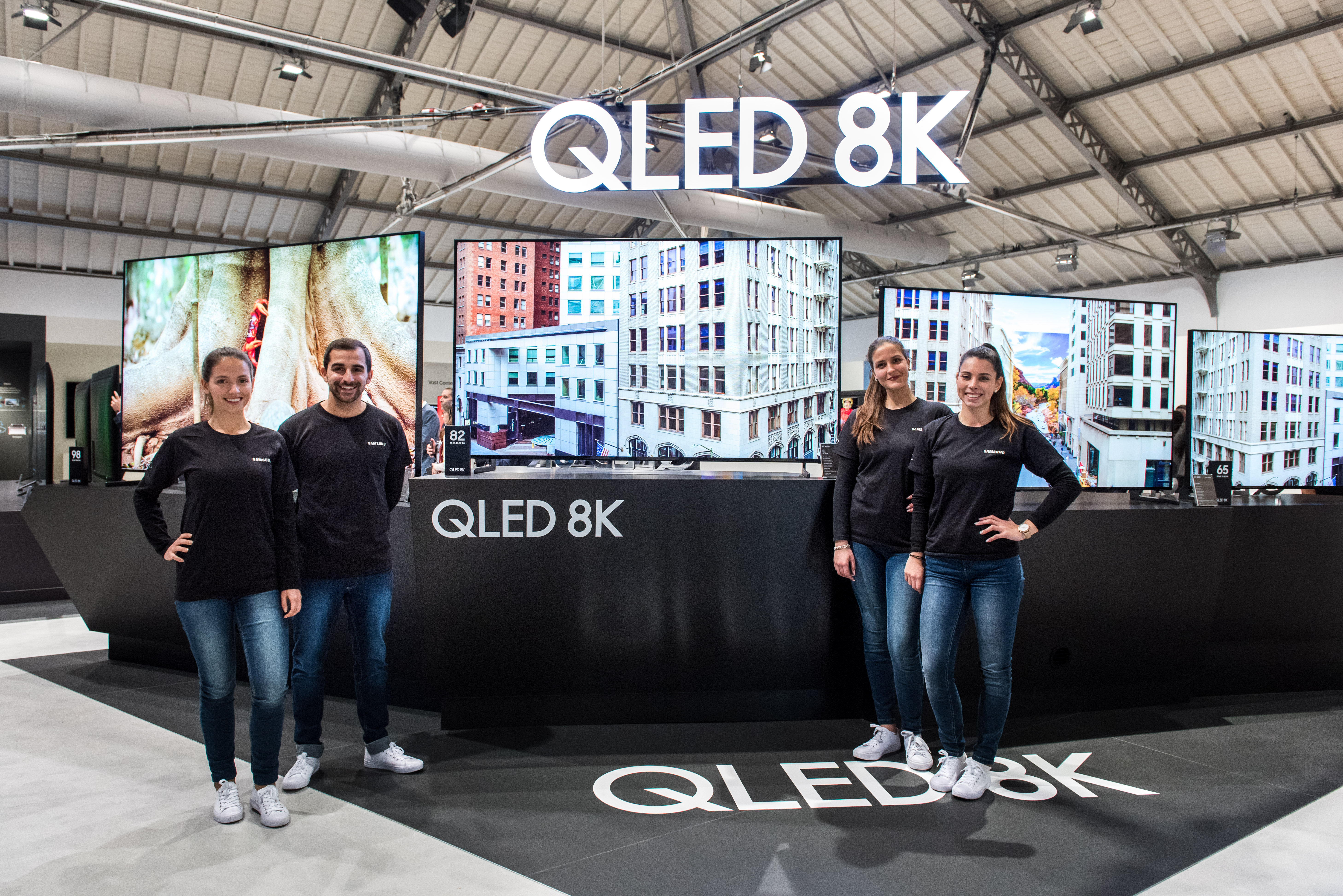 Samsung-2019-QLED-TV-announcement-1.jpg