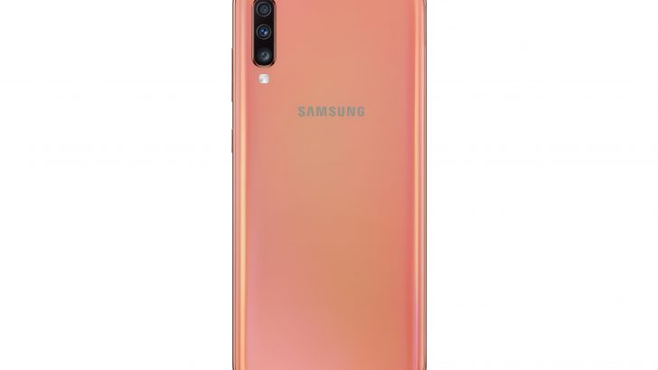 Galaxy-A70_Coral-1.jpg